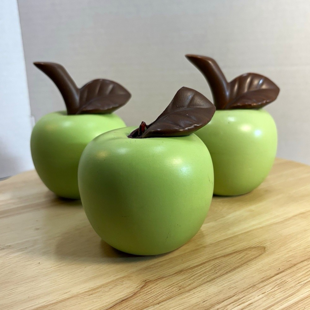 Green Brown Ceramic Apple Decor Figurines Set of 3 Kitchen Dining Room